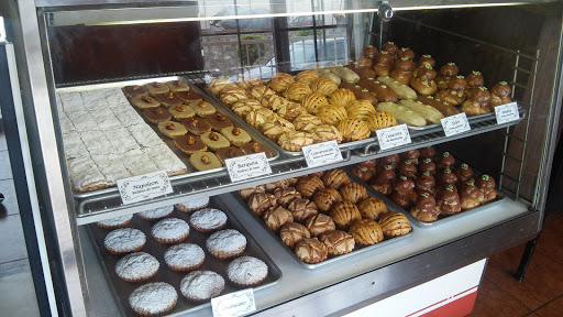 Pastelitos La Reyna en Ensenada