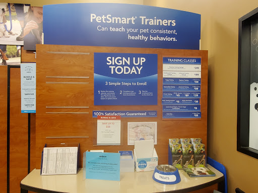 Pet Supply Store «PetSmart», reviews and photos, 4400 Fort Jackson Blvd #300, Columbia, SC 29209, USA