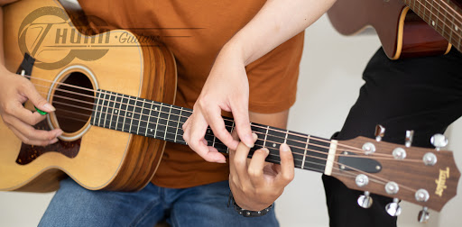 Thuan Guitar Training Class
