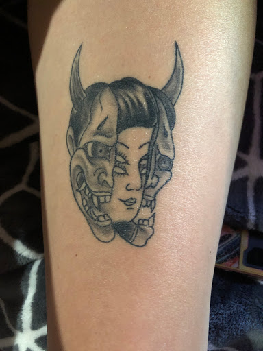 Tattoo Shop «Altered Flesh Tattoo», reviews and photos, 26893 Bouquet Canyon Rd # E, Santa Clarita, CA 91350, USA