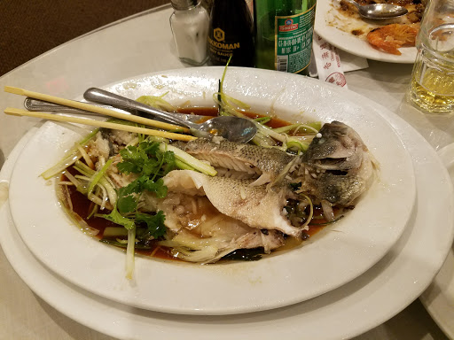 Shopping Mall «Orchard Mall Shopping Center», reviews and photos, 6337 Orchard Lake Rd, West Bloomfield Township, MI 48322, USA