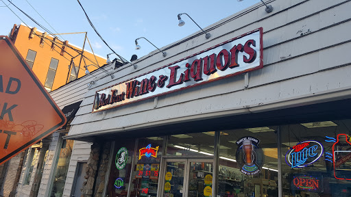 Red Feast Wine & Liquors, 129 Christopher Columbus Dr, Jersey City, NJ 07302, USA, 
