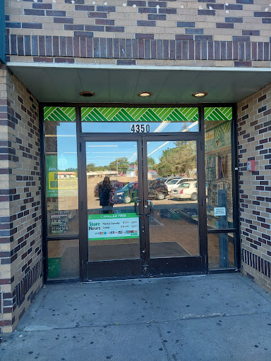 Dollar Store «Dollar Tree», reviews and photos, 4350 Central Ave NE, Columbia Heights, MN 55421, USA
