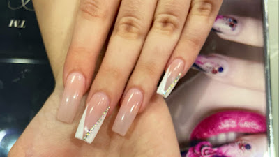 Myla Nails onglerie à Trouy