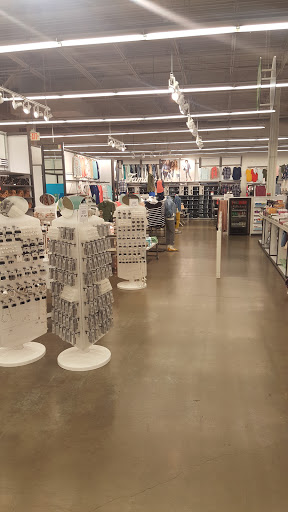 Clothing Store «Old Navy», reviews and photos, 6588 Douglas Blvd, Douglasville, GA 30135, USA