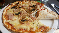 Pizza du Restaurant Le Perroquet à La Ciotat - n°1