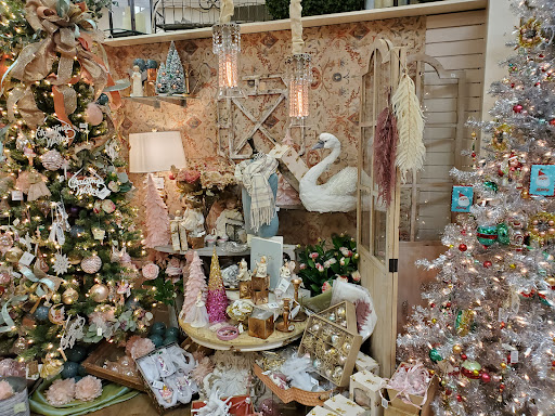 Garden Center «Merrifield Garden Center», reviews and photos, 12101 Lee Hwy, Fairfax, VA 22030, USA