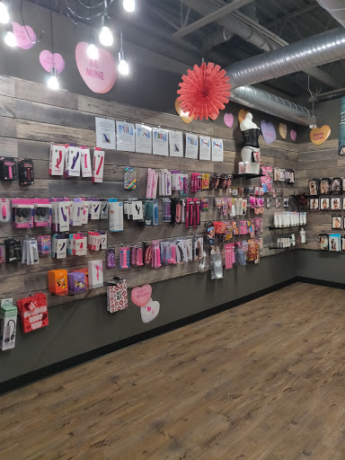 Tobacco Shop «Quonset Hut», reviews and photos, 3235 Cleveland Ave NW, Canton, OH 44709, USA