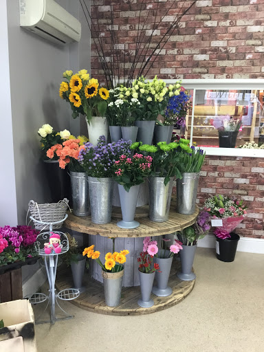 Artificial flower shops in Southampton