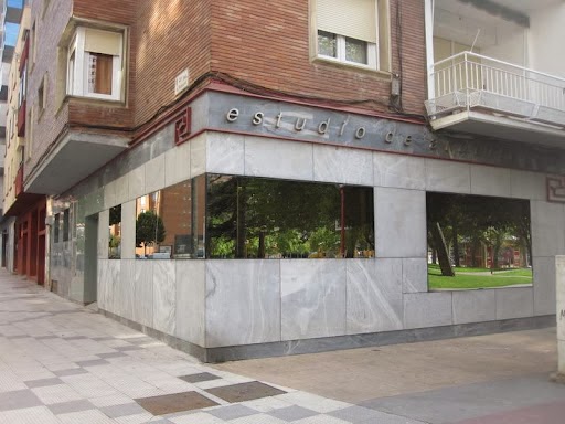 ESTUDIO DE ARQUITECTURA JOSé ANTONIO DE JUANA