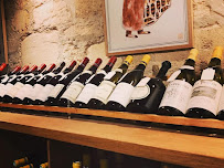 Atmosphère du Le Comptoir Saint Andre - Cave à vin - Fromagerie - Restaurant - Traiteur à Bordeaux - n°1