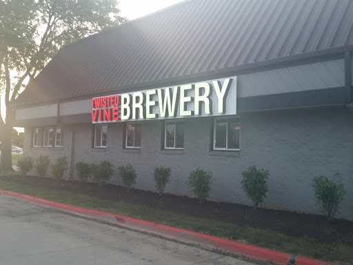 Brewery «Twisted Vine Brewery», reviews and photos, 3320 Westown Pkwy, West Des Moines, IA 50266, USA