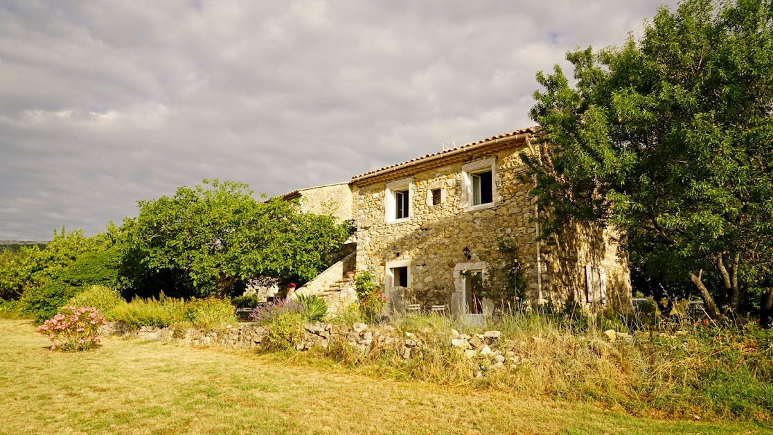 Chez Bacchus : Gîte, Chambres et Table d'hôtes à Gras (Ardèche 07)