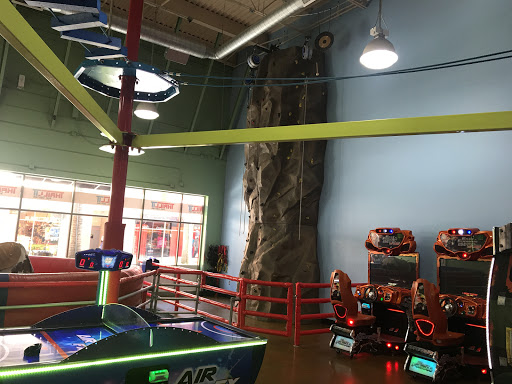 Amusement Center «Thrill It Fun Center», reviews and photos, 20 City Blvd W, Orange, CA 92868, USA