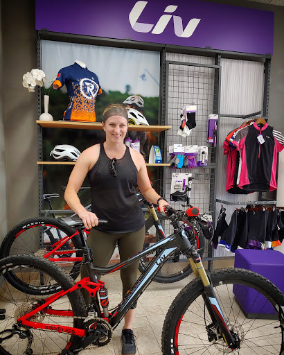 Bicycle Repair Shop «Riverside Bicycle Shop», reviews and photos, 101 N Riverside Dr, Clarksville, TN 37040, USA