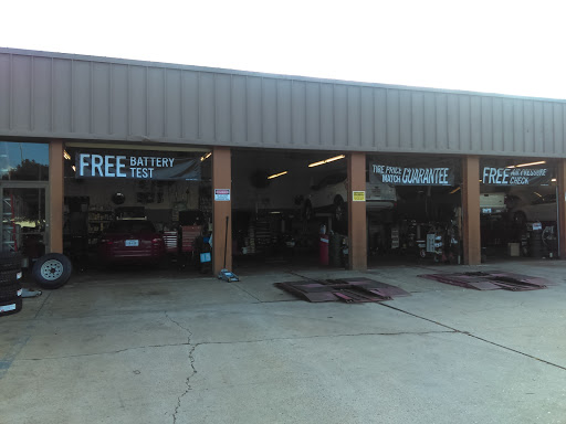 Tire Shop «Firestone Complete Auto Care», reviews and photos, 1100 W Davis St, Conroe, TX 77301, USA