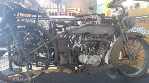 Harley-Davidson Dealer «Rocky Mountain Harley-Davidson», reviews and photos, 2885 W County Line Rd, Littleton, CO 80129, USA