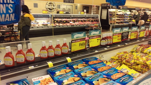 Grocery Store «Jewel-Osco», reviews and photos, 900 E Rollins Rd, Round Lake Beach, IL 60073, USA