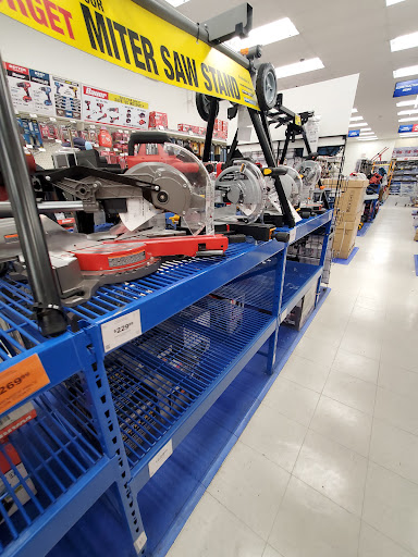 Hardware Store «Harbor Freight Tools», reviews and photos, 7600 la Crosse Ave, Burbank, IL 60459, USA