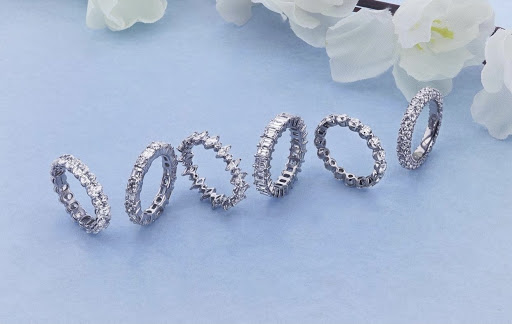 Jewelry Store «R & R Jewelers», reviews and photos, 26 W 47th St, New York, NY 10036, USA