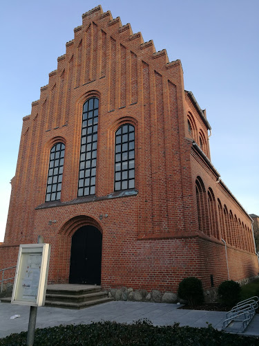 Kommentarer og anmeldelser af Nørresundby Baptistkirke