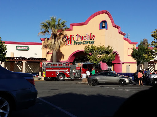 Mexican Grocery Store «Mi Pueblo Food Center», reviews and photos, 330 Bellam Blvd, San Rafael, CA 94901, USA