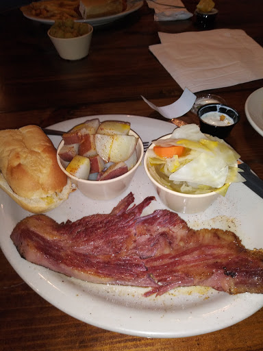 Restaurant «Irish Bred Pub & Grill», reviews and photos, 210 Adamson Square, Carrollton, GA 30117, USA