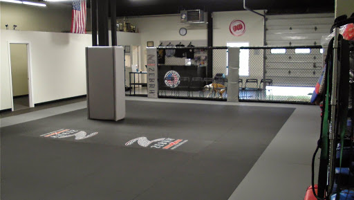 Martial Arts School «American Top Team Connecticut BJJ, MMA, Muay Thai Danbury, CT», reviews and photos, 16 Beaver Brook Rd #3, Danbury, CT 06810, USA