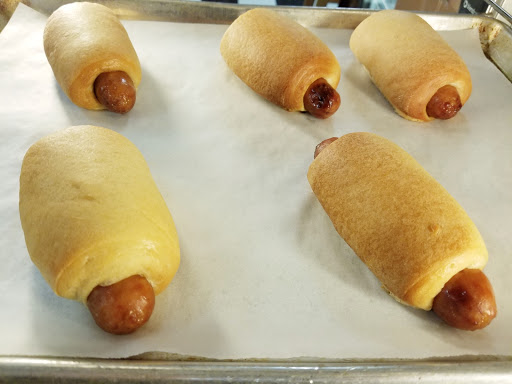 Donut Shop «Daylight Donuts», reviews and photos, 3560 E Court St, Iowa City, IA 52245, USA