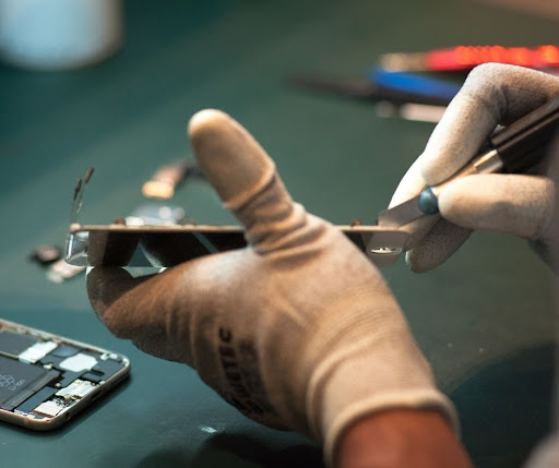 Screen Repair Service «Smart Services iPhone Repair», reviews and photos, 181 French St Suite c, New Brunswick, NJ 08901, USA