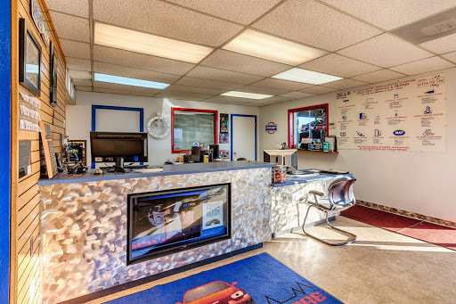 Auto Repair Shop «Hi-Tech Car Care», reviews and photos, 2924 E Thomas Rd, Phoenix, AZ 85016, USA