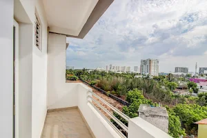 OYO Home 40131 Sea View Stay Near Mayajaal image