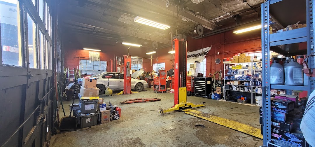 Free Oil Change in Clifton