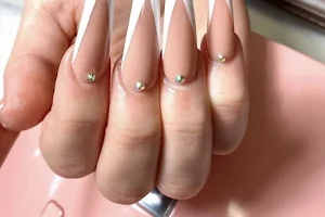 W Nail Spa image