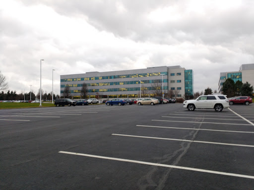 Corporate Office «Progressive Insurance», reviews and photos