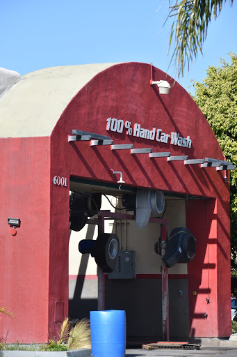 Car Wash «Surf City Car Wash», reviews and photos, 6001 Edinger Ave, Huntington Beach, CA 92647, USA
