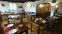 Atmosphère du Restaurant Le Petit Bergeron à Urt - n°1
