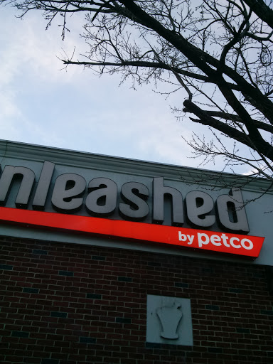 Pet Supply Store «Unleashed by Petco», reviews and photos, 520 S 23rd St, Philadelphia, PA 19146, USA