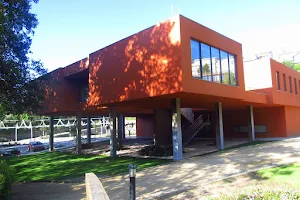 Biblioteca Municipal de Sever do Vouga image