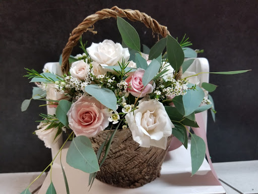 Florist «Beautiful Blooms Florist», reviews and photos, 798A Yonkers Ave, Yonkers, NY 10704, USA