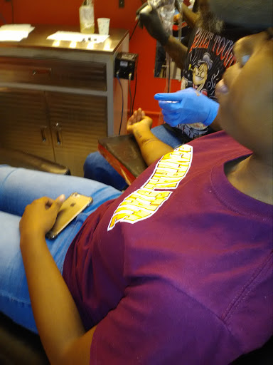 Tattoo Shop «Inkhart Tattoo Body Piercing», reviews and photos, 9046 S Ashland Ave, Chicago, IL 60620, USA