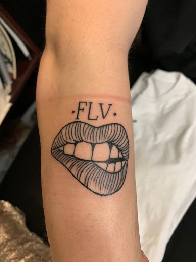 Tattoo Shop «Pride & Glory Tattoo Parlor», reviews and photos, 172 2nd Ave N #110, Nashville, TN 37201, USA