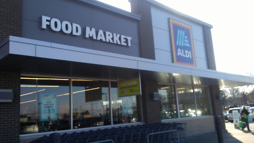 Supermarket «ALDI», reviews and photos, 174 Park Center Dr, Wadsworth, OH 44281, USA