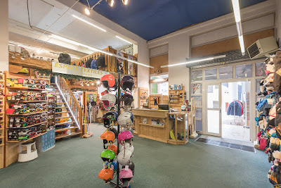 Ekosport-Rent Riquet Sport Briançon - Location de ski à Briançon