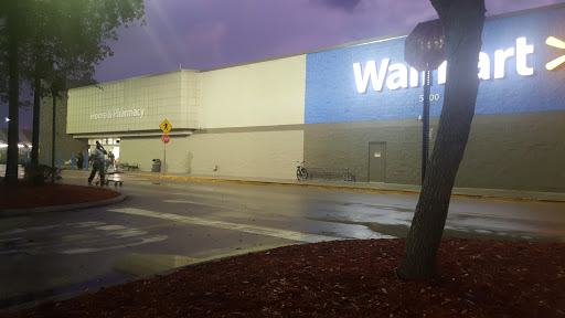 Department Store «Walmart Supercenter», reviews and photos, 5100 Okeechobee Rd, Fort Pierce, FL 34947, USA