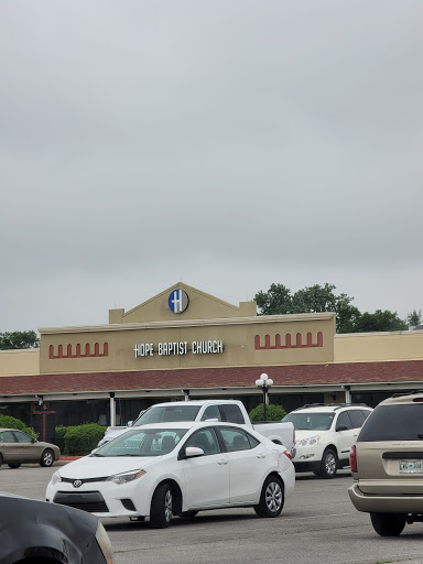 Nike Clearance Store, 530 Outlet Village Blvd, Lebanon, TN 37090, USA, 