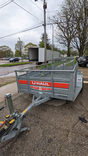 Truck Rental Agency «U-Haul Moving & Storage at University Ave», reviews and photos, 306 E University Ave, Champaign, IL 61820, USA