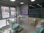 Clínica Dental María Viñes en La Pobla de Vallbona