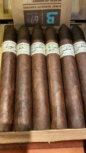 Cigar Shop «Mancave Cigar Lounge», reviews and photos, 2920 E Commercial Blvd, Fort Lauderdale, FL 33308, USA