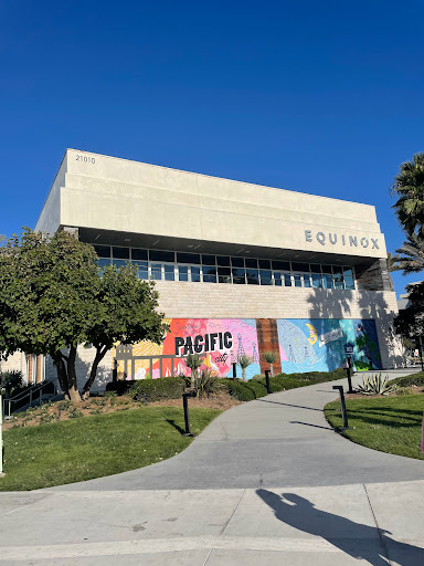Gym «Equinox Huntington Beach», reviews and photos, 21010 Pacific Coast Hwy, Huntington Beach, CA 92648, USA
